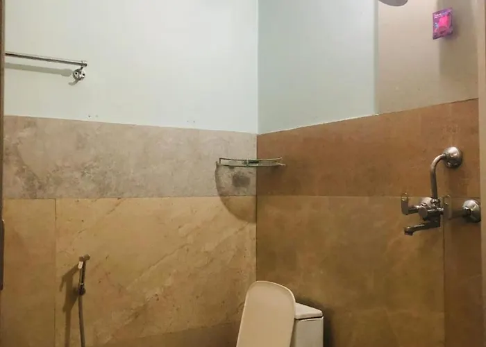 Hotel Delta *
